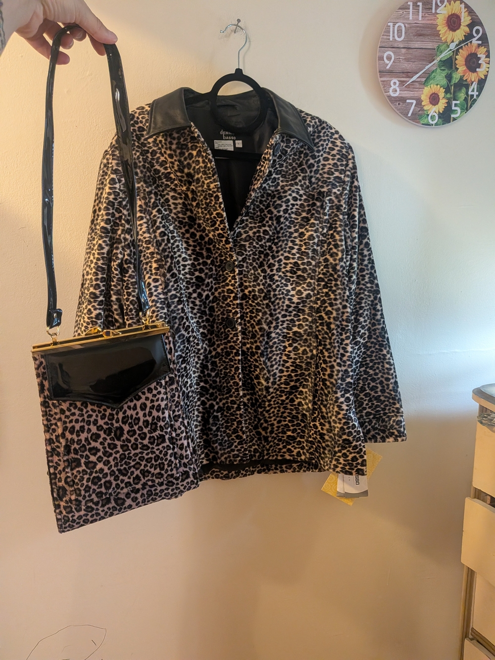 dennis basso Leopard Print Jacket with Black Collar Comes With A Matching Bag